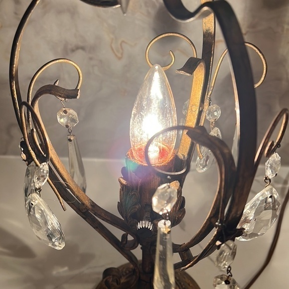 Vintage Hollywood Regency 18” Table Lamp Glass Prism Tole Metal - Gold Gilt - Picture 12 of 15